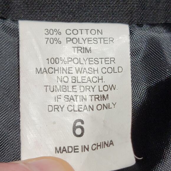 2 Pc Boys Black Suit Vest (7) & Suit Coat (6) - Picture 7 of 7